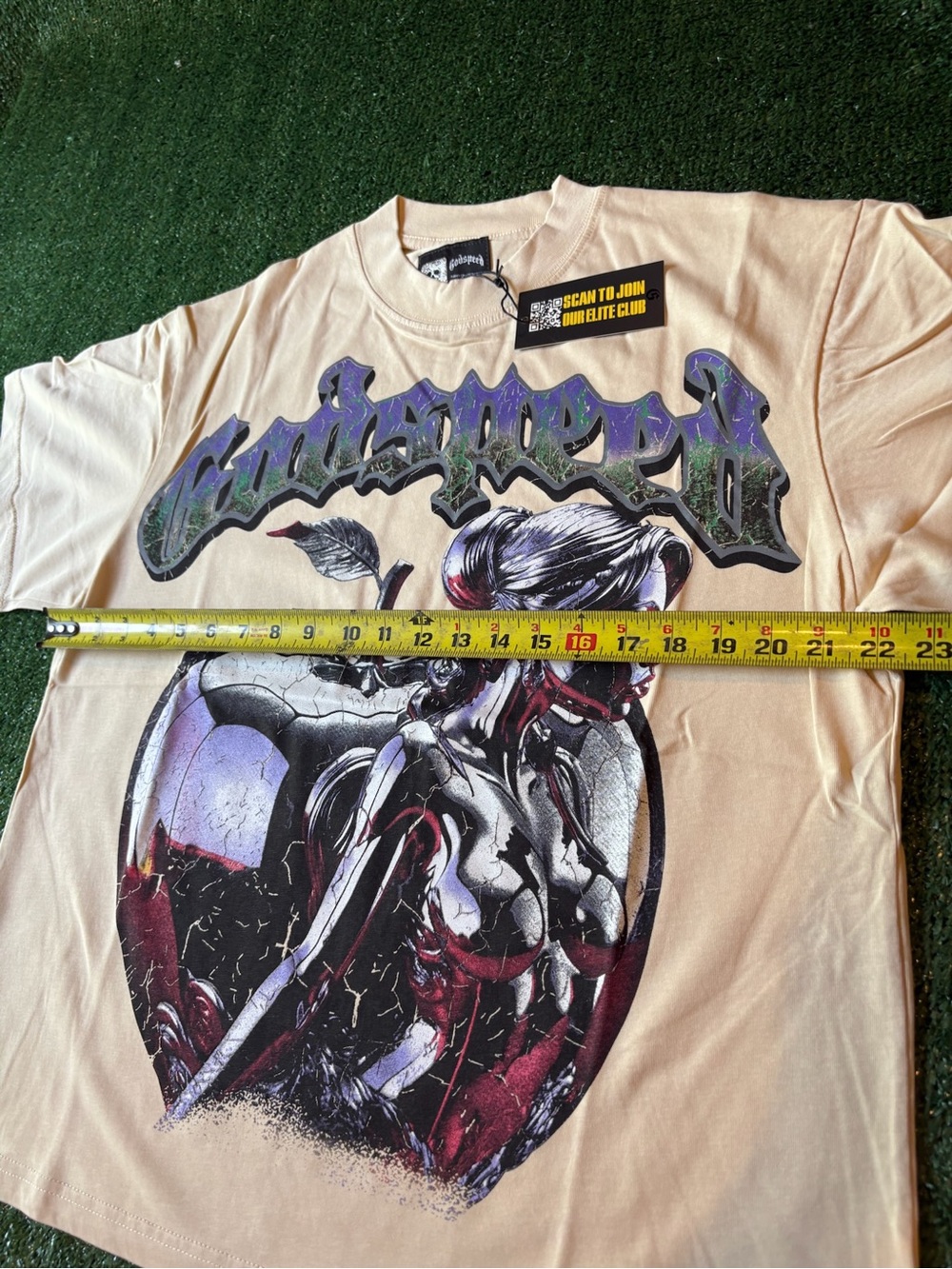 Gothic Graphic Short Sleeve Tee - Beige - Picture 7 of 9